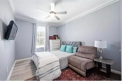 7862 Founders Ln, Naples, FL 34104 - Photo 25