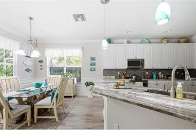 7862 Founders Ln, Naples, FL 34104 - Photo 9