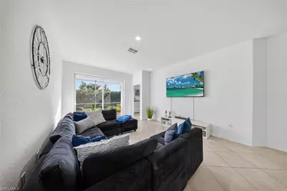 2196 Dragonfruit Way, Naples, FL 34120 - Photo 5