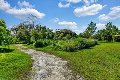 828 Sanctuary Rd, Naples, FL 34120 - Photo 37