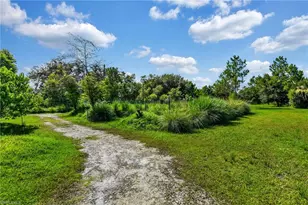 828 Sanctuary Rd, Naples, FL 34120 - Photo 37