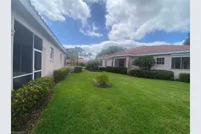 9181 Las Maderas Dr, Bonita Springs, FL 34135 - Photo 5