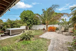 645 101st Ave N, Naples, FL 34108 - Photo 17