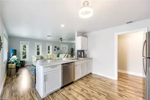 645 101st Ave N, Naples, FL 34108 - Photo 9
