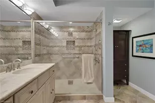 4051 Gulf Shore Blvd N, Naples, FL 34103 - Photo 15