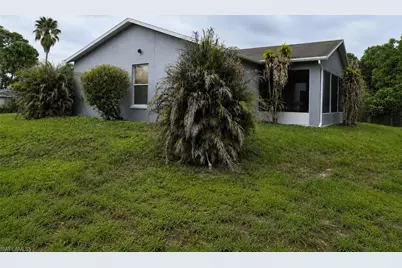 200 Jefferson Ave, Lehigh Acres, FL 33936 - Photo 3
