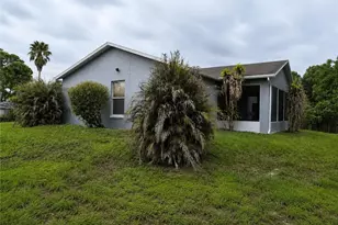 200 Jefferson Ave, Lehigh Acres, FL 33936 - Photo 3