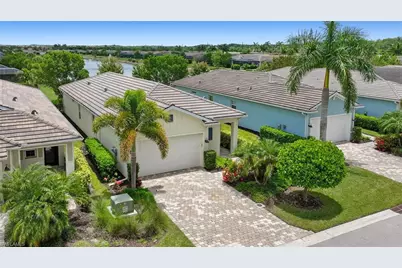 28269 Seasons Tide Ave, Bonita Springs, FL 34135 - Photo 3