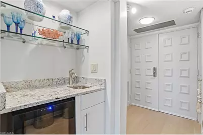 2400 Gulf Shore Blvd N #603, Naples, FL 34103 - Photo 11