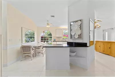930 Moon Lake Dr, Naples, FL 34104 - Photo 9