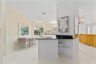 930 Moon Lake Dr, Naples, FL 34104 - Photo 9