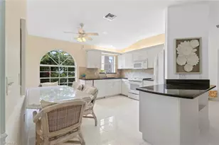 930 Moon Lake Dr, Naples, FL 34104 - Photo 7