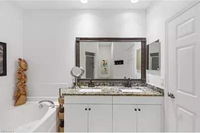1150 Sweetwater Ln #1207, Naples, FL 34110 - Photo 15