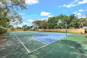 7689 Bristol Cir, Naples, FL 34120 - Photo 15