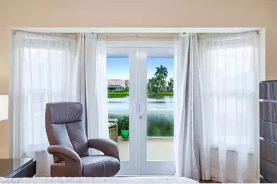 2266 Stacil Cir, Naples, FL 34109 - Photo 15