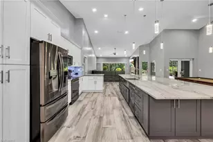 10711 Strike Ln, Bonita Springs, FL 34135 - Photo 7