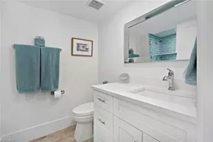 1910 Gulf Shore Blvd N, Naples, FL 34102 - Photo 13