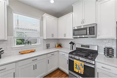 15197 Sacile St, Naples, FL 34114 - Photo 11