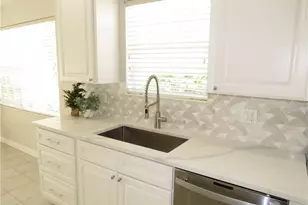 4186 Los Altos Ct, Naples, FL 34109 - Photo 5