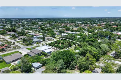 9160 Carolina St, Bonita Springs, FL 34135 - Photo 9