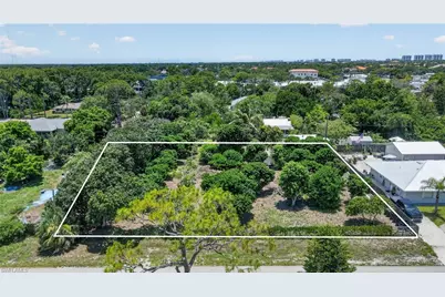 9160 Carolina St, Bonita Springs, FL 34135 - Photo 7