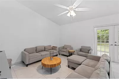 7780 Scarlet Ct, Naples, FL 34104 - Photo 17
