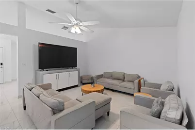7780 Scarlet Ct, Naples, FL 34104 - Photo 15