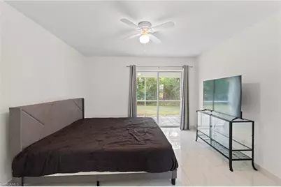 7780 Scarlet Ct, Naples, FL 34104 - Photo 19