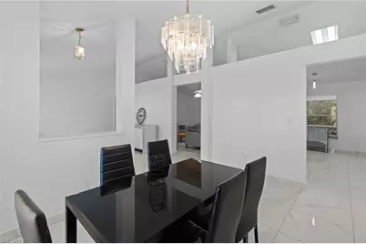 7780 Scarlet Ct, Naples, FL 34104 - Photo 7