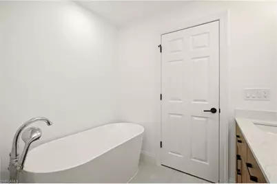 9690 Sussex St, Naples, FL 34109 - Photo 29