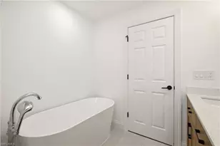9690 Sussex St, Naples, FL 34109 - Photo 29
