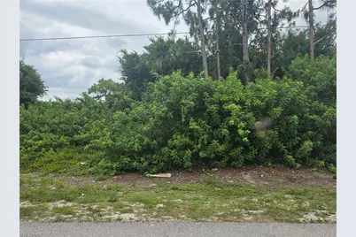 3416 35th St SW, Lehigh Acres, FL 33976 - Photo 3