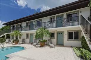 480 5th St S, Naples, FL 34102 - Photo 3