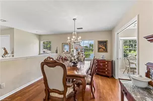 4395 Dover Ct, Naples, FL 34105 - Photo 7