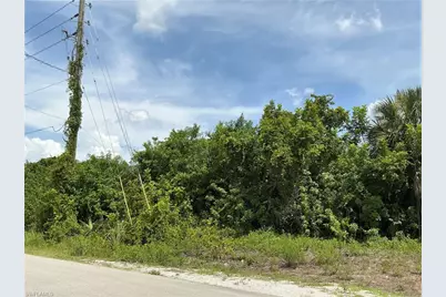 5413 Lee St, Lehigh Acres, FL 33971 - Photo 3
