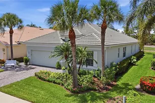 3662 Grand Cypress Dr, Naples, FL 34119 - Photo 13