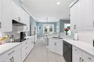 3662 Grand Cypress Dr, Naples, FL 34119 - Photo 11