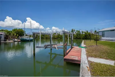 3965 Phoenix Dr, Saint James City, FL 33956 - Photo 19