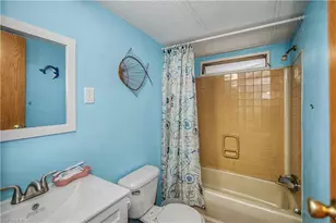 3965 Phoenix Dr, Saint James City, FL 33956 - Photo 9