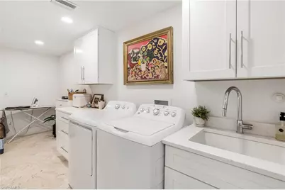 10173 Gulf Shore Dr, Naples, FL 34108 - Photo 25
