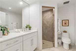 10173 Gulf Shore Dr, Naples, FL 34108 - Photo 21