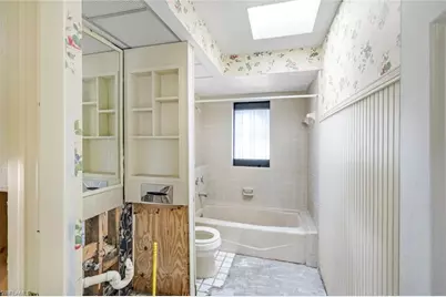 27151 Flossmoor Dr, Bonita Springs, FL 34135 - Photo 17
