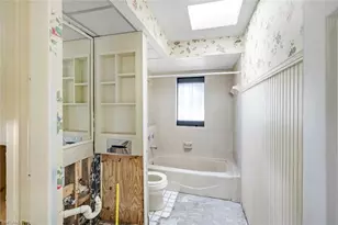 27151 Flossmoor Dr, Bonita Springs, FL 34135 - Photo 17