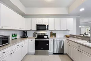 11842 Bayport Ln, Fort Myers, FL 33908 - Photo 3