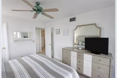 11116 Gulf Shore Dr #601, Naples, FL 34108 - Photo 11