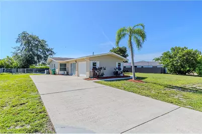 4009 SE 9th Ct, Cape Coral, FL 33904 - Photo 3