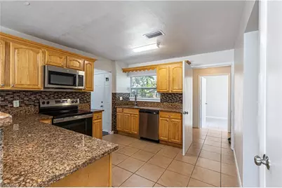 4009 SE 9th Ct, Cape Coral, FL 33904 - Photo 19