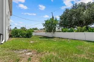 18432 Camellia Rd, Fort Myers, FL 33967 - Photo 27