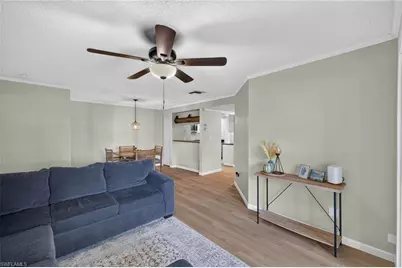 8121 S Woods Cir #9, Fort Myers, FL 33919 - Photo 11