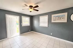 2485 Bayside St, Naples, FL 34112 - Photo 11